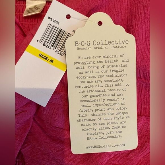 B O G Collective Pink Crop top Twist Sweetheart Front Smocked Back NWT size M - Picture 6 of 9